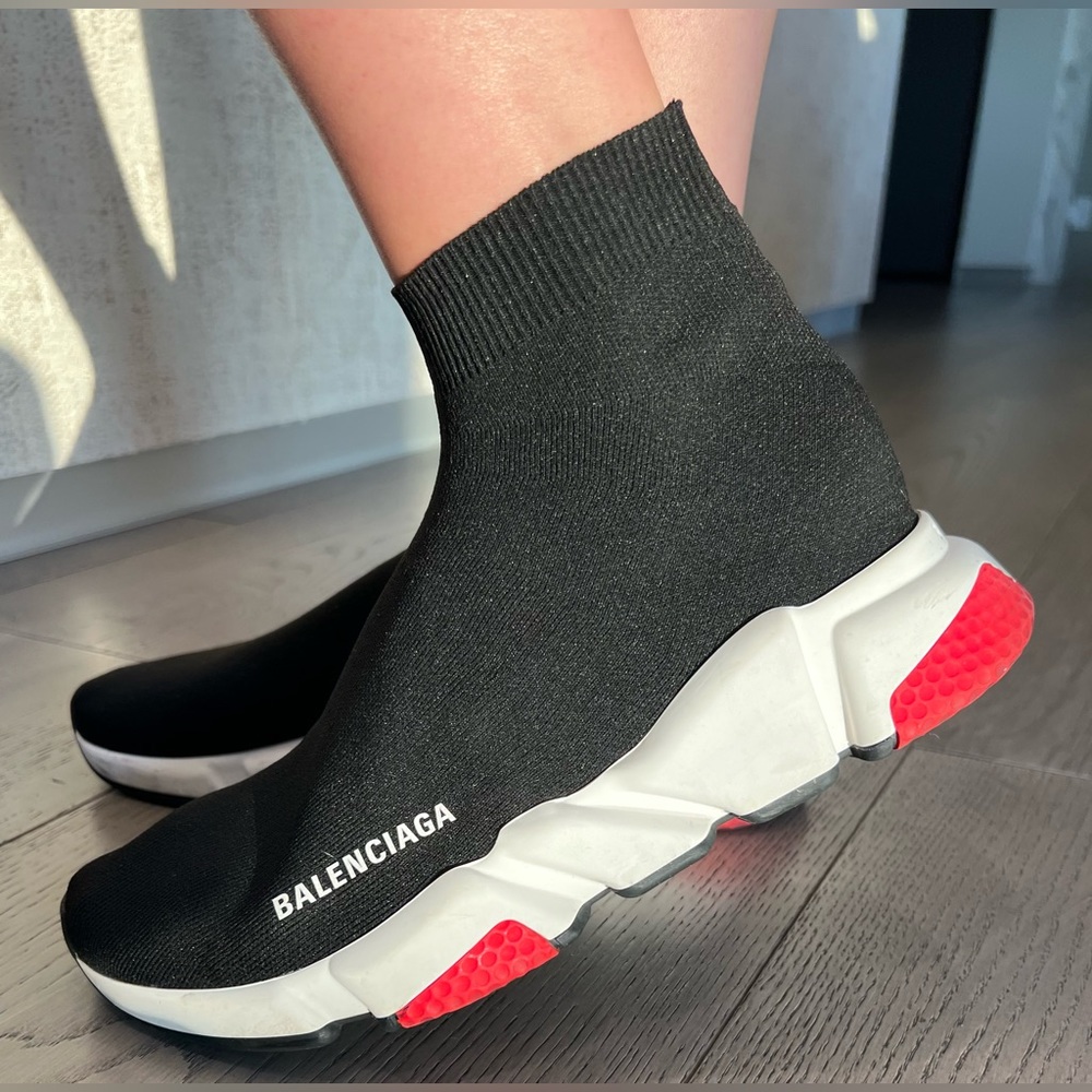 Authentic Balenciaga knit sock sneakers size woman 39, men 6. Unisex.